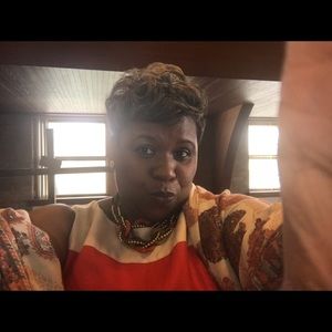 Meet your Posher, Cheryl